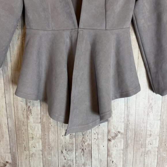 Akira Ruffled Sleeve Faux Suede Peplum Jacket - Picture 3 of 9